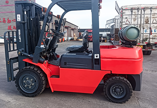 indoor 3 ton LPG forklift