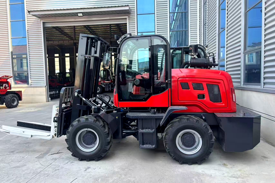 6 Ton Rough Terrain Forklift for sale