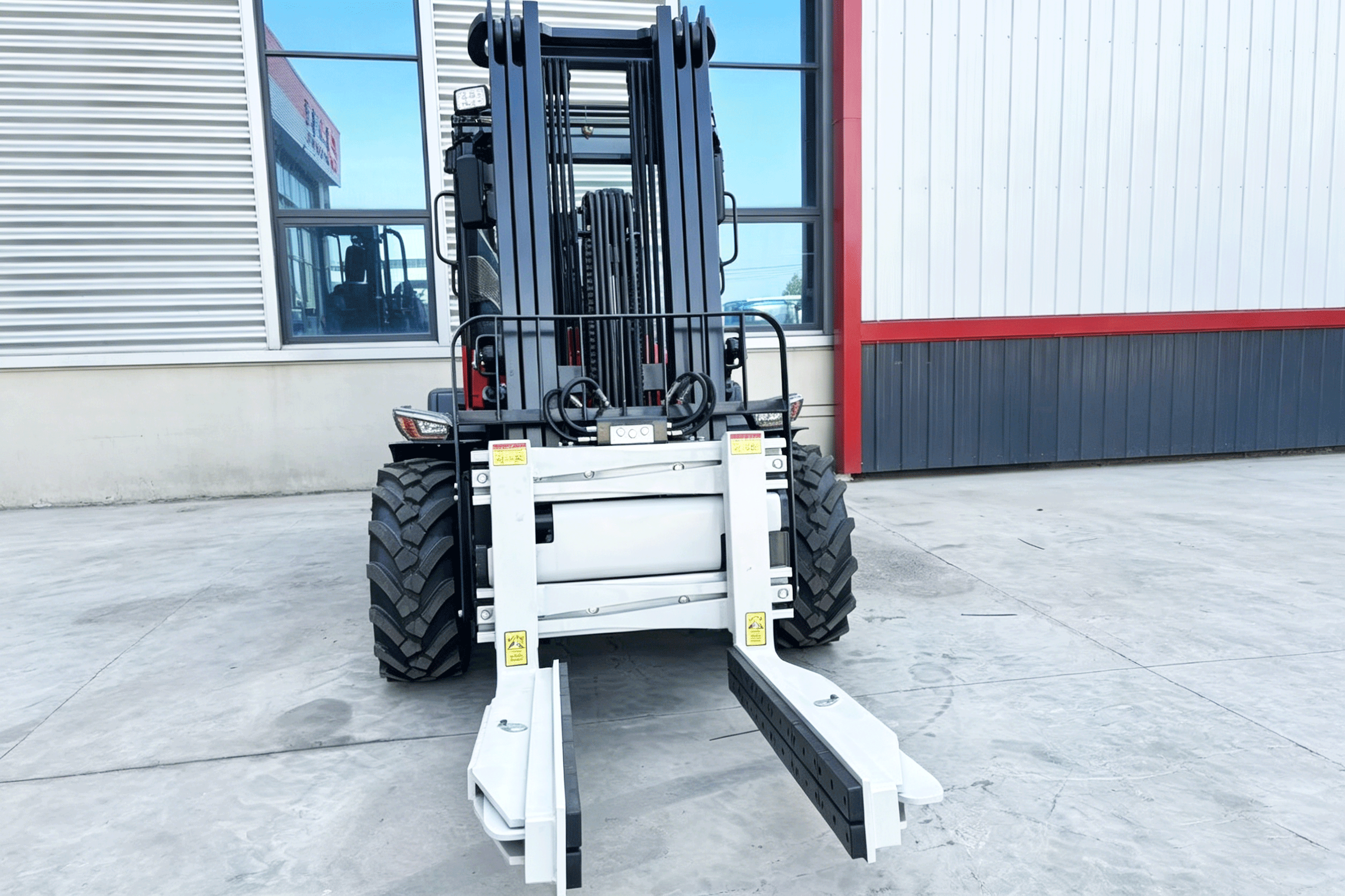 large 6 ton Rough Terrain Forklift